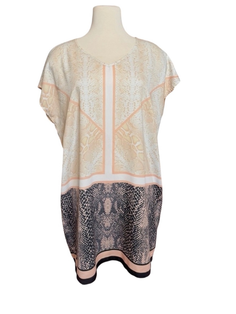 Pink Stitch size 8 Peach, white & Black Printed Shift Dress